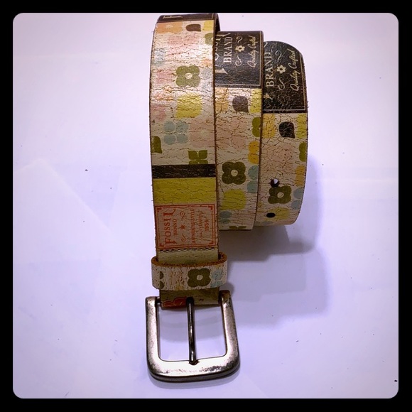 GentlyUsed FOSSIL Women Leather Belt. Size: M main image 7